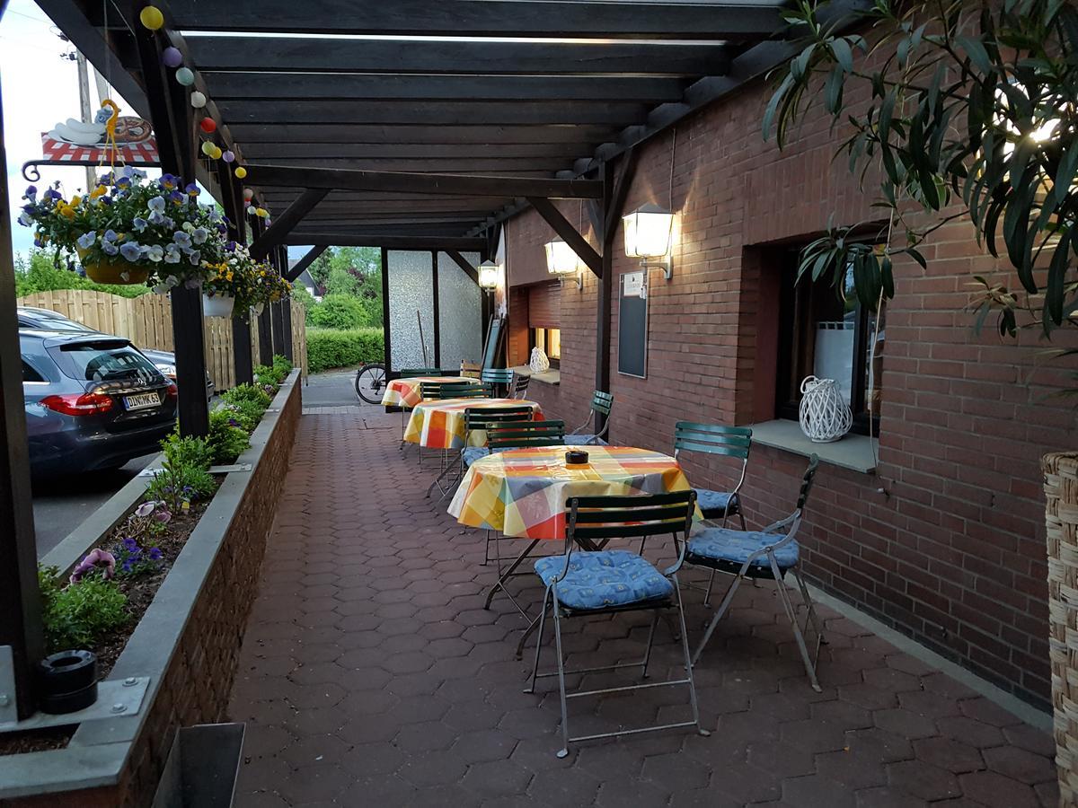 Landgasthof Schaenzer Voerde Exterior photo